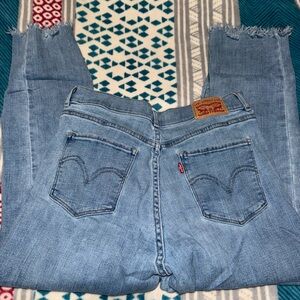 Classic straight cropped Levi jeans